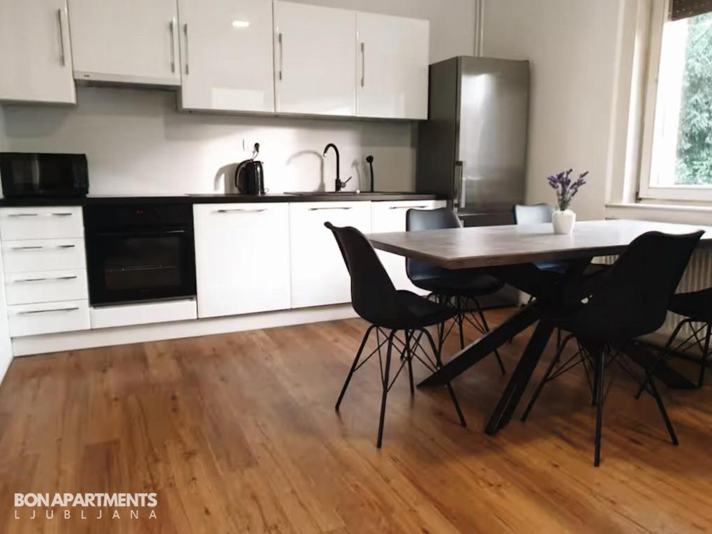 Huge Bbq Garden 2, Spacious Flat, Ac, Free Parking 2 류블랴나 외부 사진